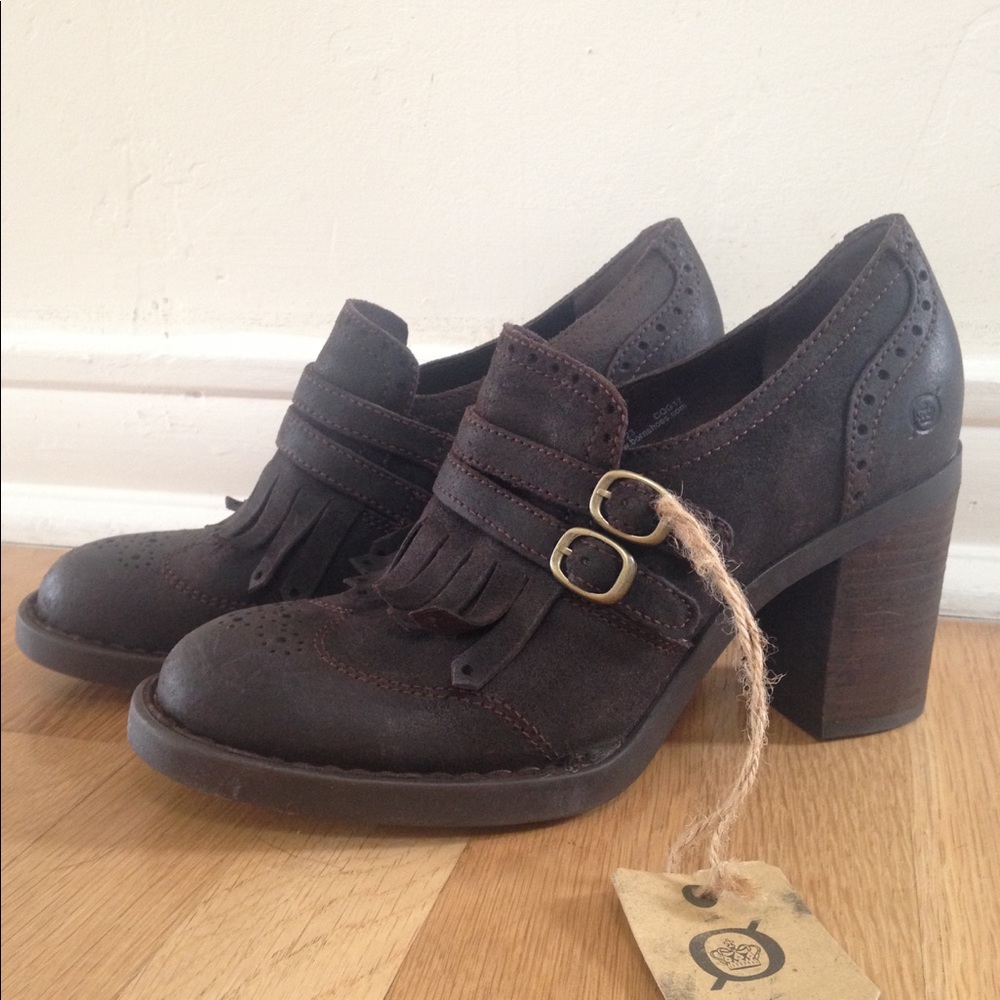 NWT Born Tassel Fringe Loafer Heel